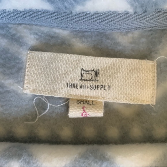 Thread+Supply Snowflake Fleece Pullover - Picture 4 of 6